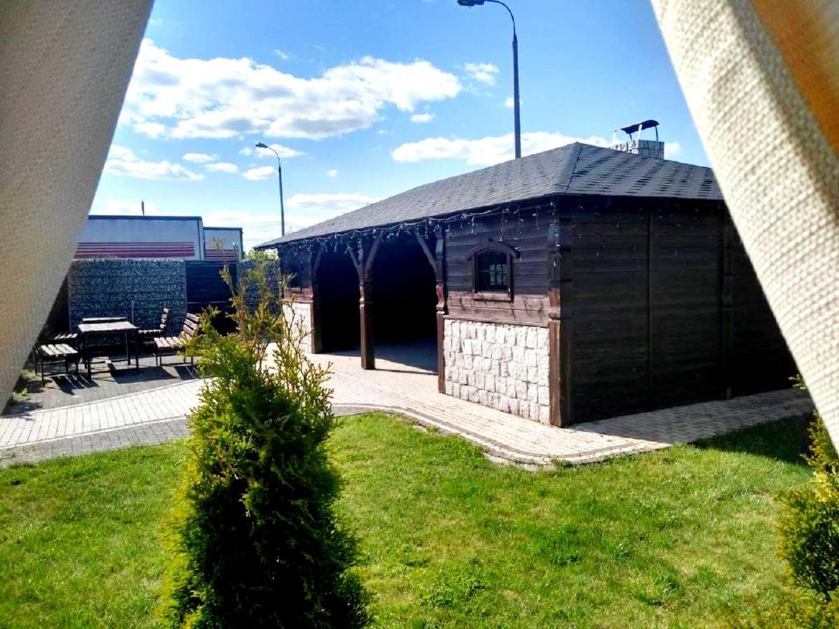 Hotel Feniks Gniezno Exterior photo